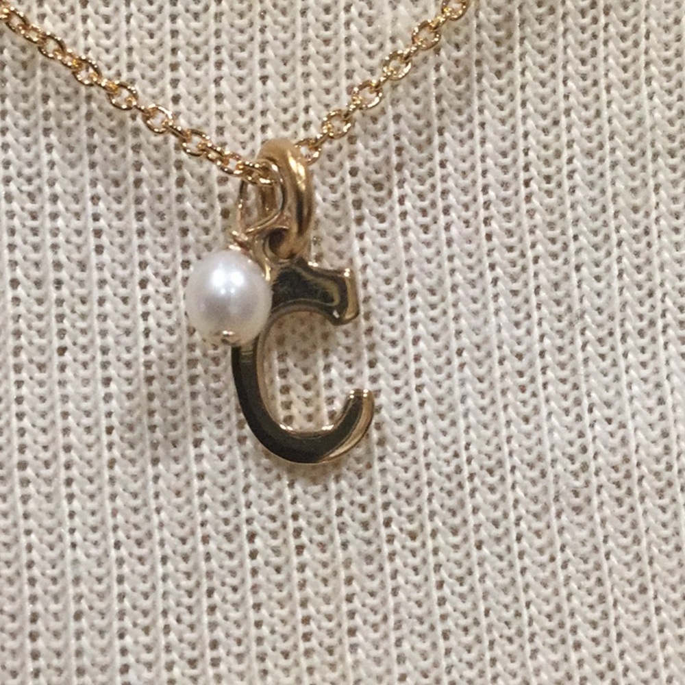 C pendant